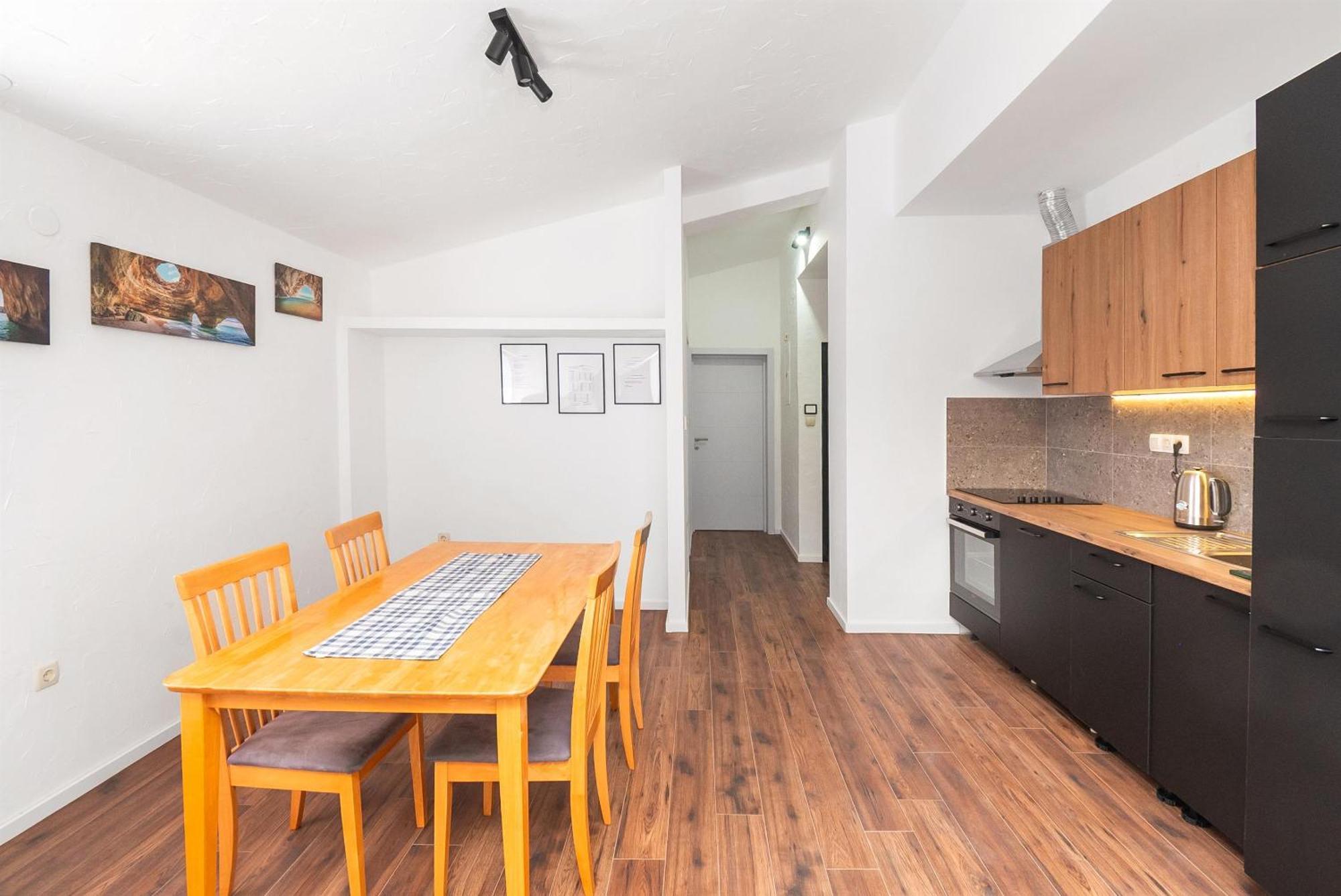 וודיצה Apartments And Rooms Mladen חדר תמונה
