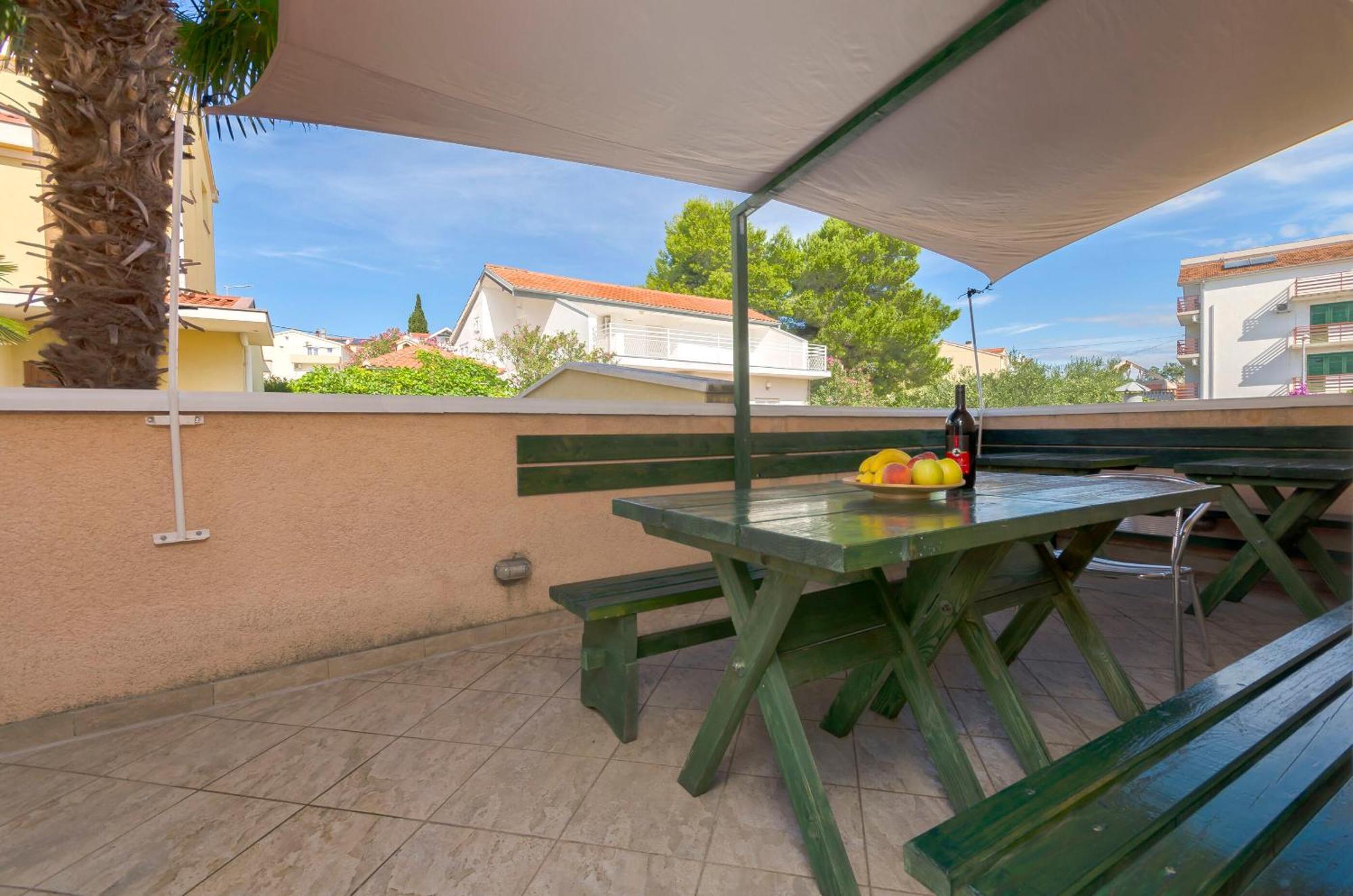 וודיצה Apartments And Rooms Mladen מראה חיצוני תמונה