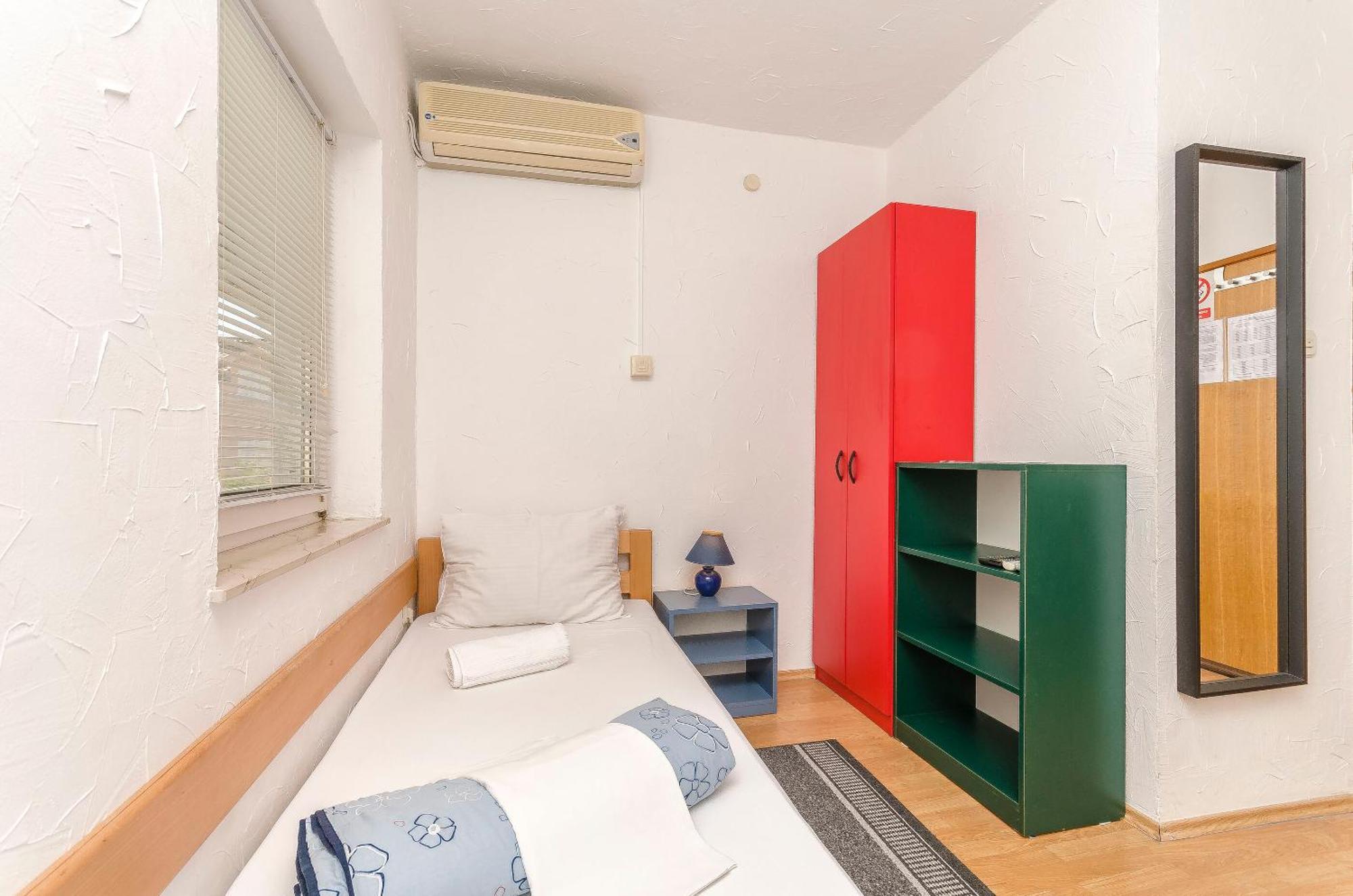וודיצה Apartments And Rooms Mladen מראה חיצוני תמונה